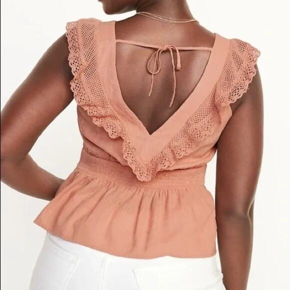 Old Navy Top Womens 4X Peach Ruffle Crochet Peplum Smocked Babydoll Blouse NWT - Picture 2 of 11